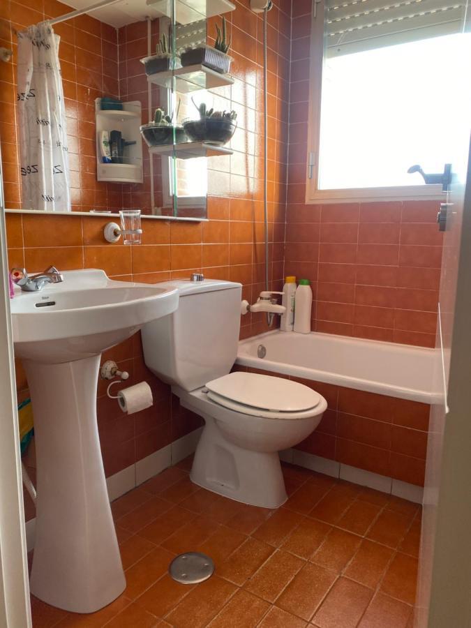 Habitacion Economica Tres Cantos Ngoại thất bức ảnh