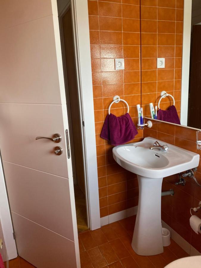 Habitacion Economica Tres Cantos Ngoại thất bức ảnh